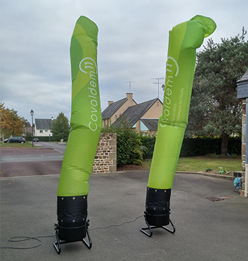 Airdancer publicitaire pour une marque qui veut faire de la publicité. 